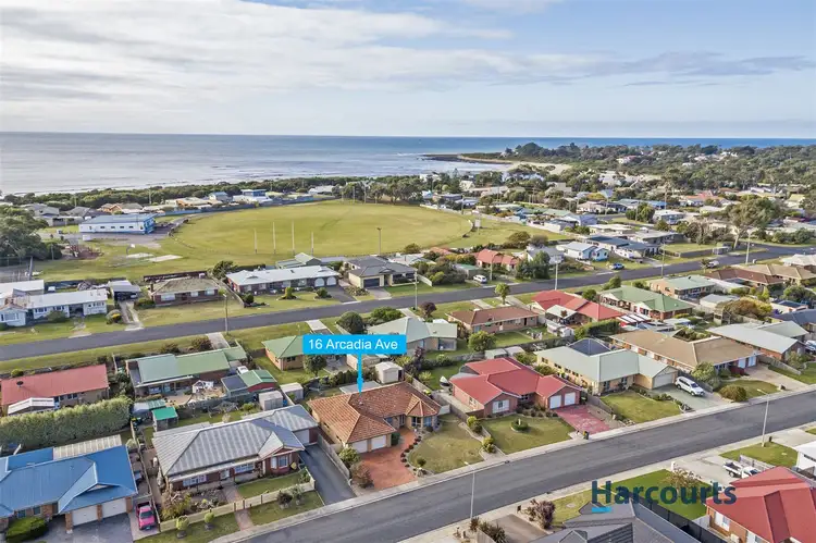 16 Arcadia Avenue, Turners Beach TAS 7315