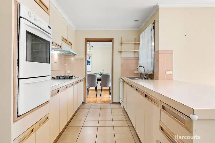 Fifth view of Homely house listing, 4 Cypress Court, Cranbourne North VIC 3977