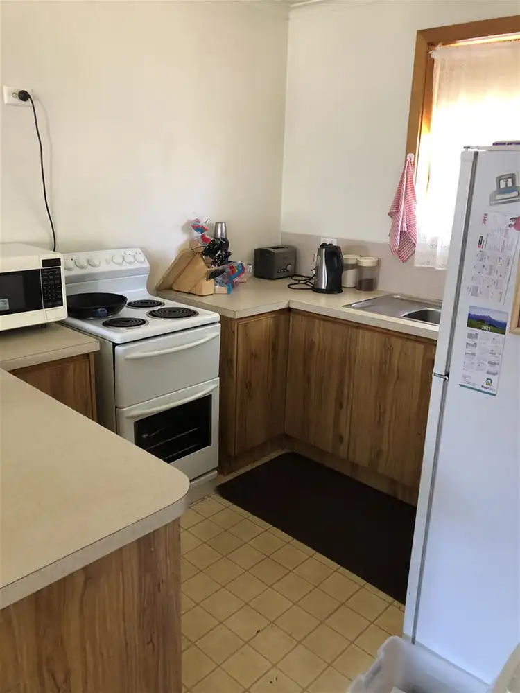 Fifth view of Homely block of units listing, 1-4/14 Hall Street, Alexandra VIC 3714