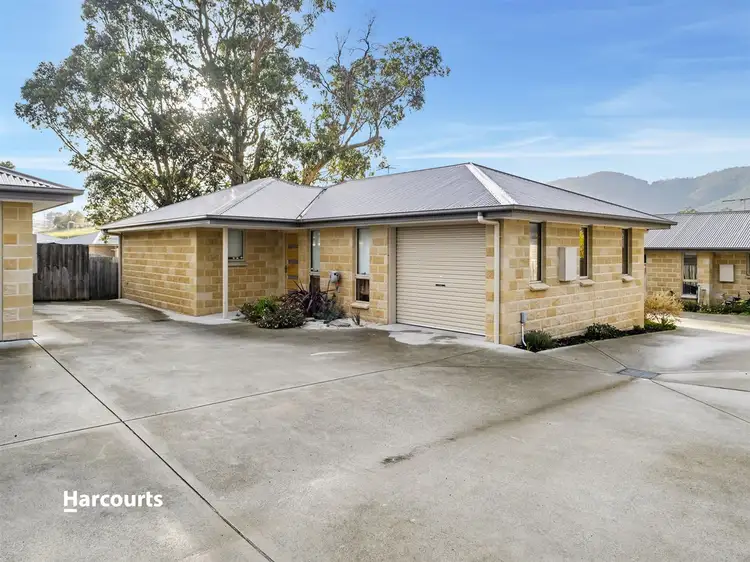 2/122A Main Street, Huonville TAS 7109