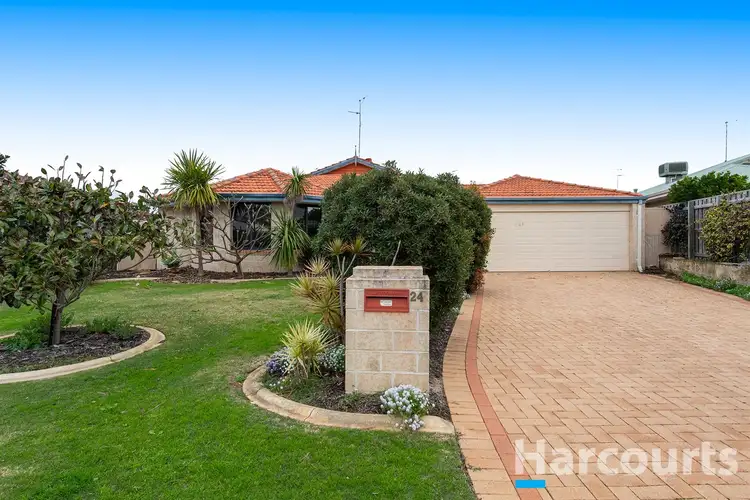 Second view of Homely house listing, 24 Aldenham Heights, Halls Head WA 6210