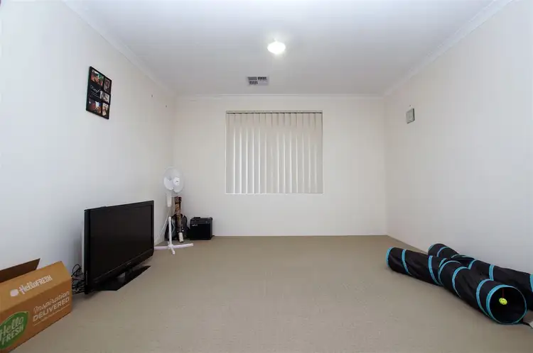 Sixth view of Homely house listing, UNDER OFFER - 325 Landsdale Road, Landsdale WA 6065