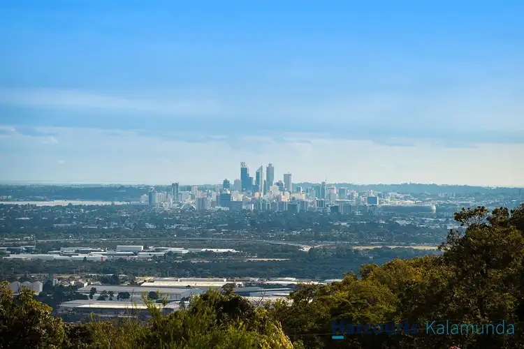 6a Seaview Terrace, Kalamunda WA 6076