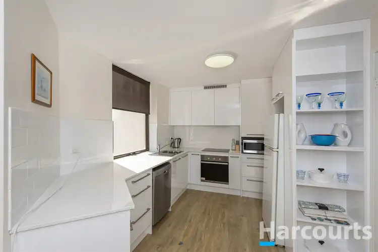 28, 6A Valley Road, Halls Head WA 6210