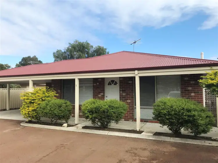 5 Carmia Glen