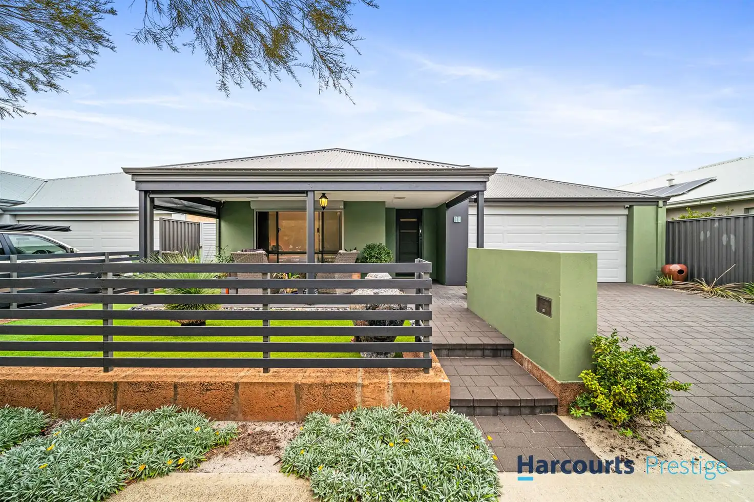 Main view of Homely house listing, 33 Strathclyde Circuit, Champion Lakes WA 6111