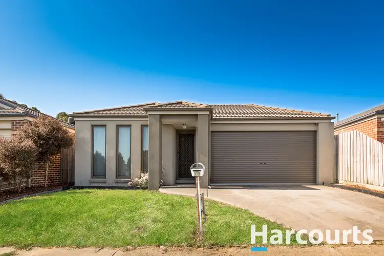 75 Calais Circuit, Cranbourne West VIC 3977