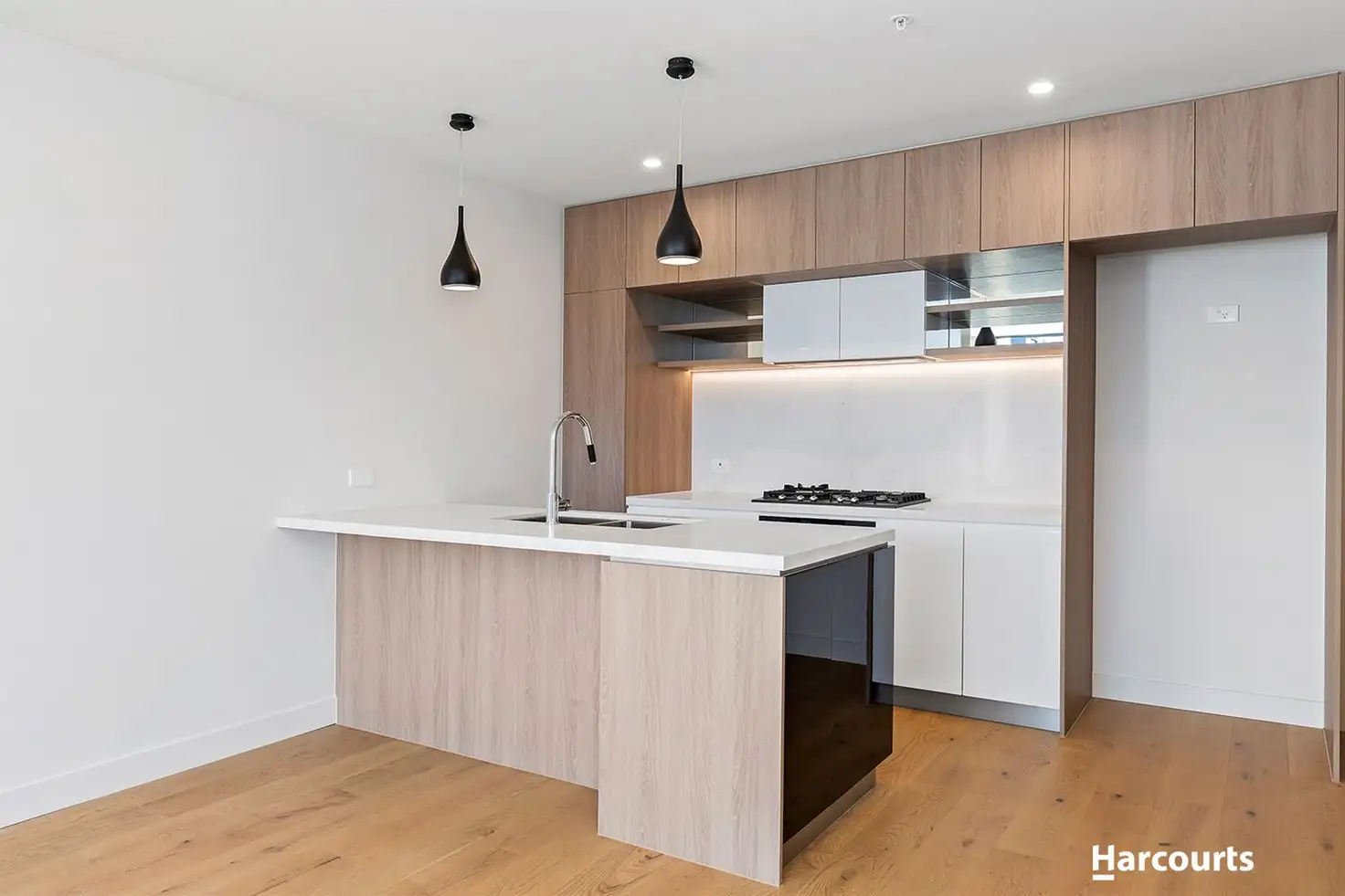 Main view of Homely apartment listing, 323/5 Stanley Road, Vermont South VIC 3133
