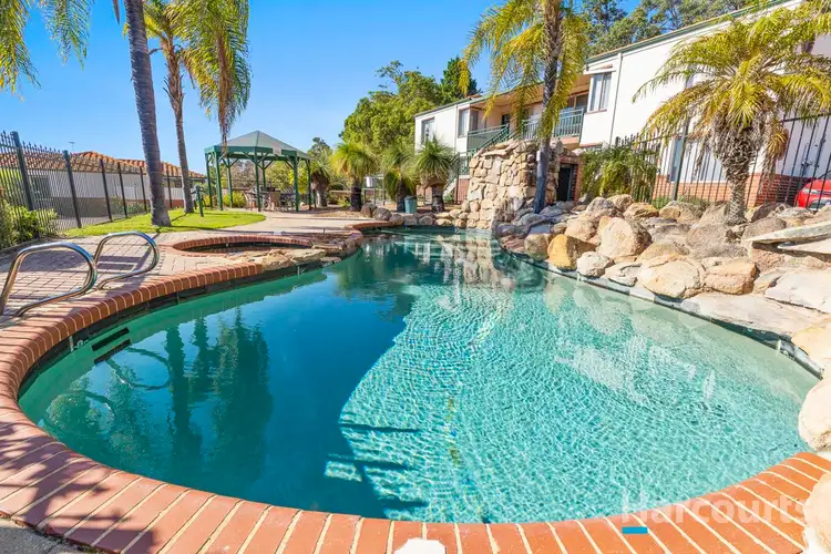 9/16 Ritz Court, Bibra Lake WA 6163