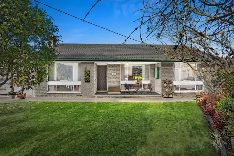 15 Jillian Street, Mooroolbark VIC 3138