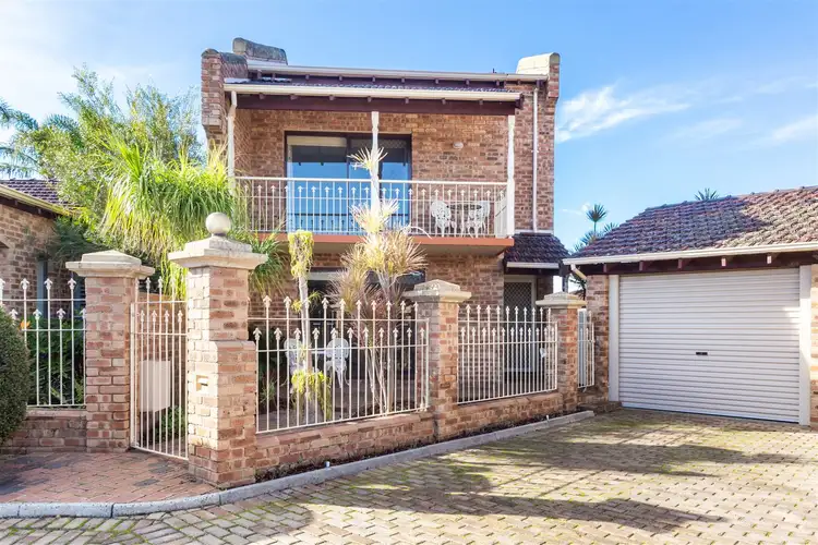 2/40 Congdon Way, Booragoon WA 6154