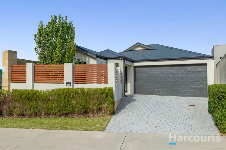 194 Shiraz Boulevard, Pearsall WA 6065