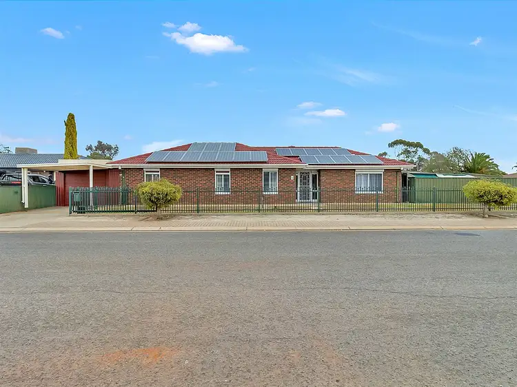 2 Commodore Parade, Andrews Farm SA 5114