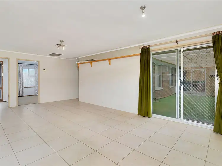 Fifth view of Homely house listing, 2 Commodore Parade, Andrews Farm SA 5114