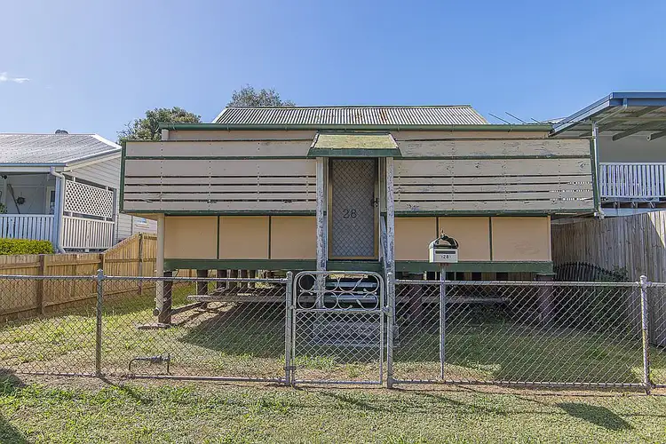 28 Fifth Avenue, South Townsville QLD 4810