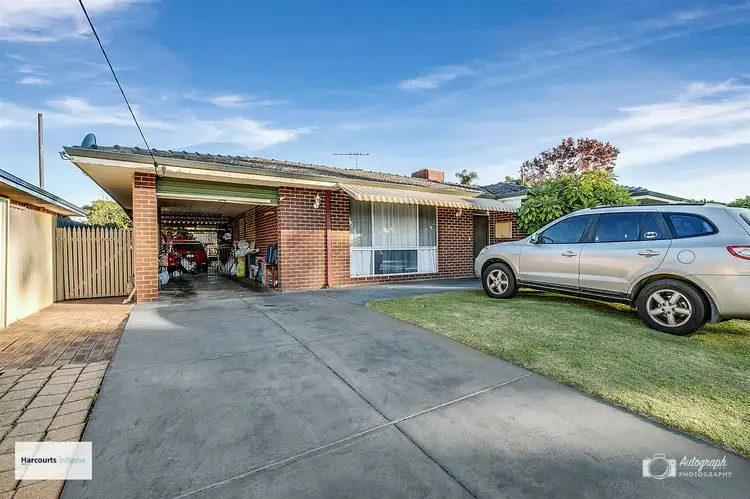10 Ash Way, Morley WA 6062