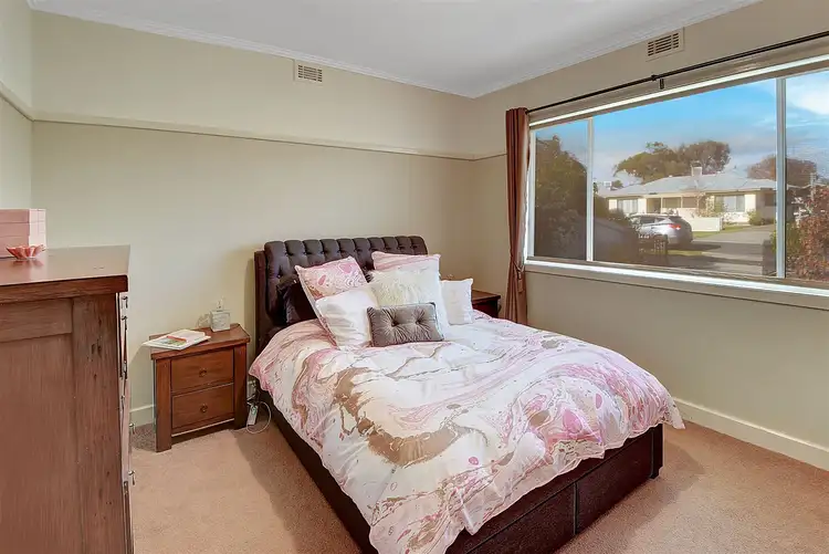 Fifth view of Homely house listing, 12 Johnson Street, Horsham VIC 3400