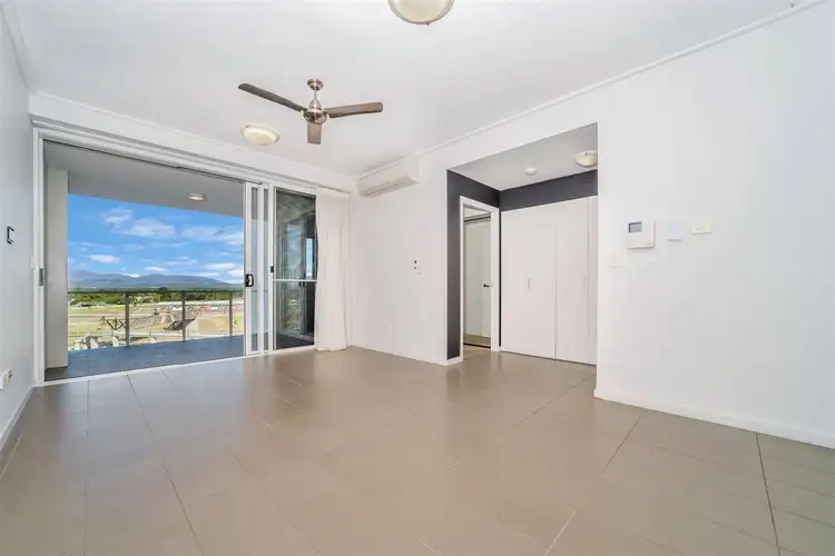 Fourth view of Homely apartment listing, 71/2-4 Kingsway Place, Townsville QLD 4810
