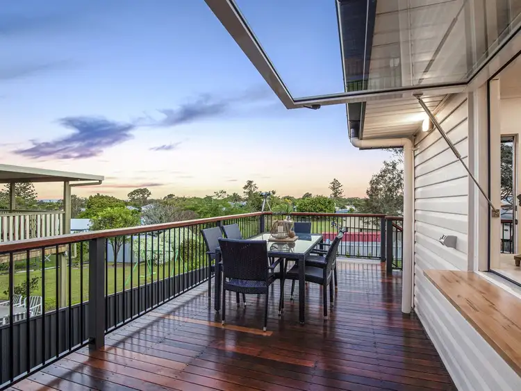 17 Gynther Avenue, Brighton QLD 4017