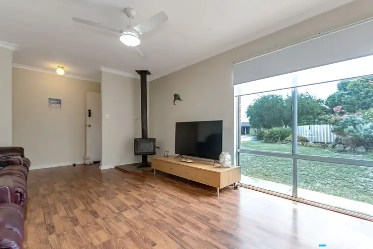 Fifth view of Homely house listing, 7 Dosinia Place, Heathridge WA 6027