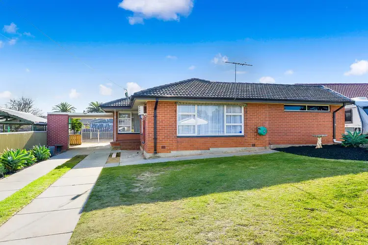 5 Marcian Street, Christie Downs SA 5164
