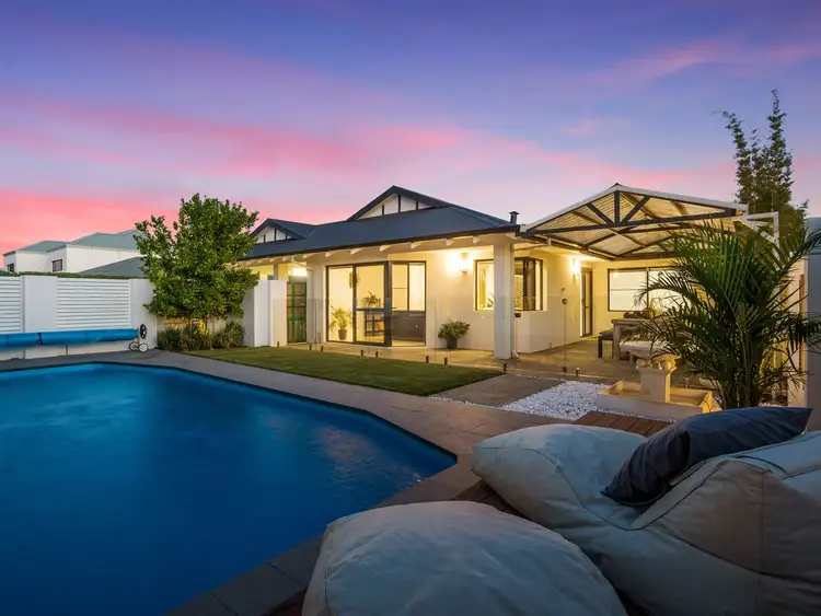 11 Knight Street, Wembley Downs WA 6019