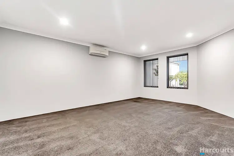 Fourth view of Homely house listing, 4 Rotterdam Vista, Wanneroo WA 6065