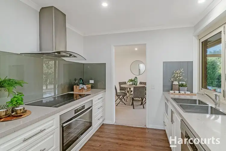 Fourth view of Homely house listing, 5 Drovers Court, Vermont South VIC 3133