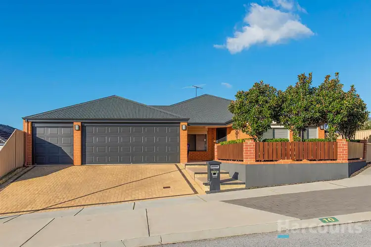 10 Sacramento Parade, Hocking WA 6065