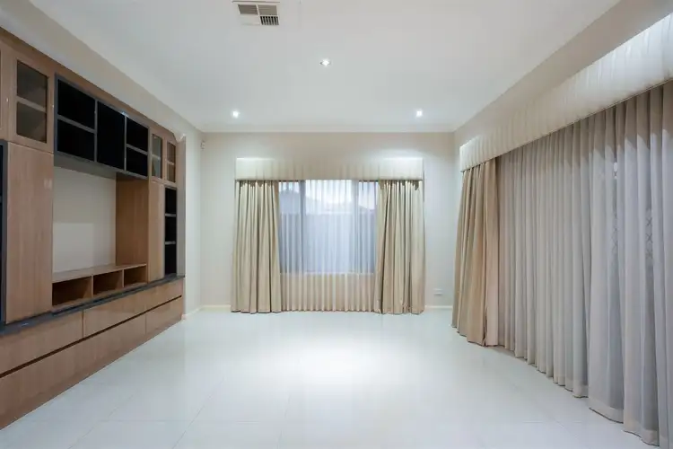 Fifth view of Homely house listing, 9 Korab Link, Madeley WA 6065