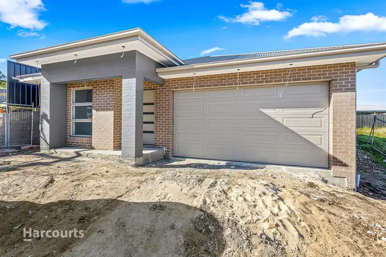 43 Lomandra Crescent, Calderwood NSW 2527
