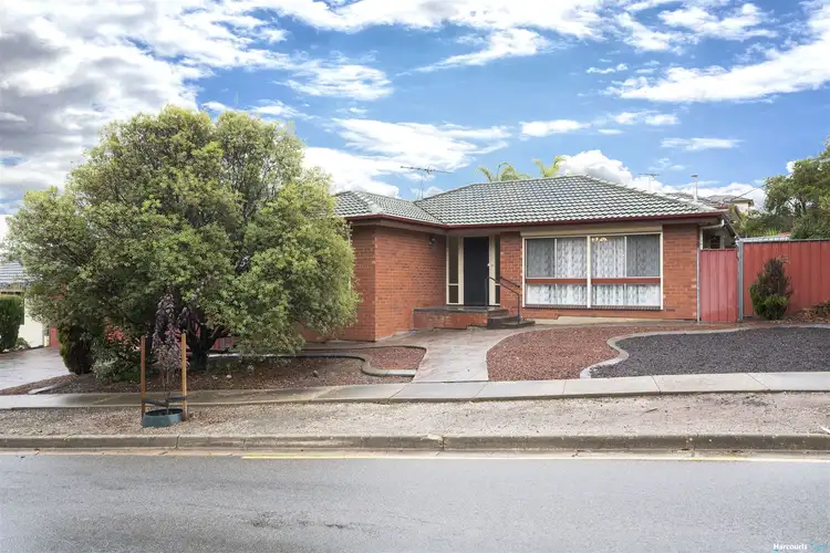 Second view of Homely house listing, 2 Parklands Crescent, Reynella SA 5161
