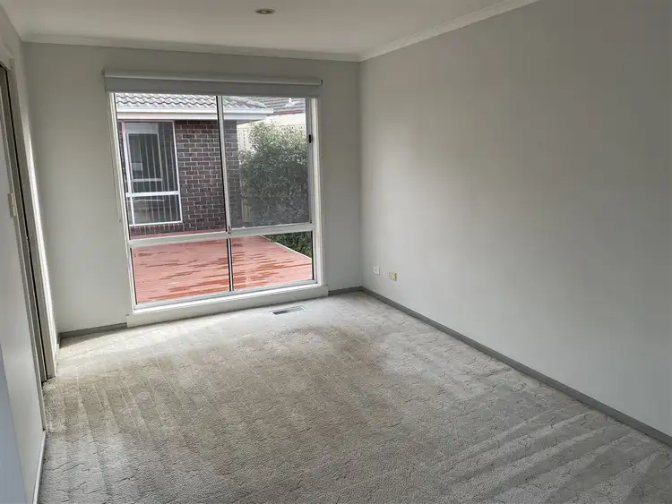 Fourth view of Homely house listing, 3 Maralee Court, Berwick VIC 3806