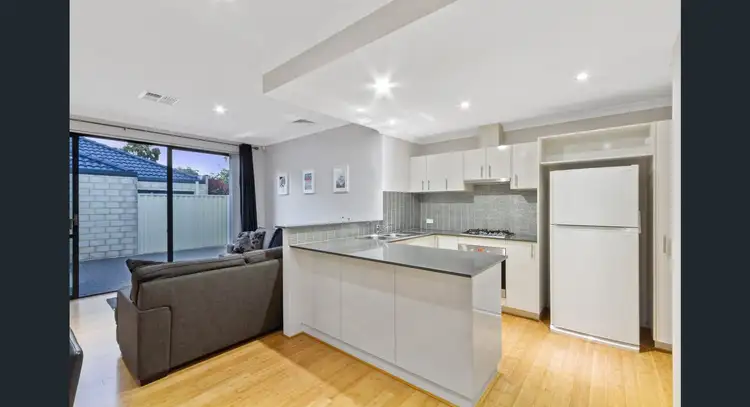 Fifth view of Homely unit listing, 9b Wisborough Crescent, Balga WA 6061