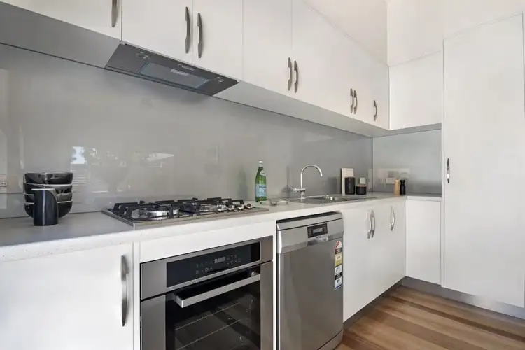 Sixth view of Homely unit listing, 2/10 View Street, Sandy Bay TAS 7005