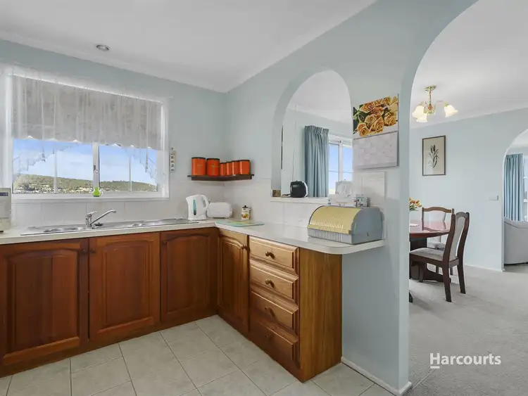 Sixth view of Homely villa listing, 1/36 Nankoor Crescent, Howrah TAS 7018