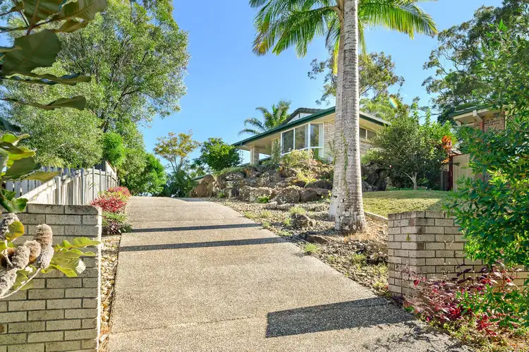 4 Mitre Place, Molendinar QLD 4214