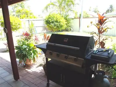 Fourth view of Homely semi-detached listing, 1/48 Botanical Drive, Labrador QLD