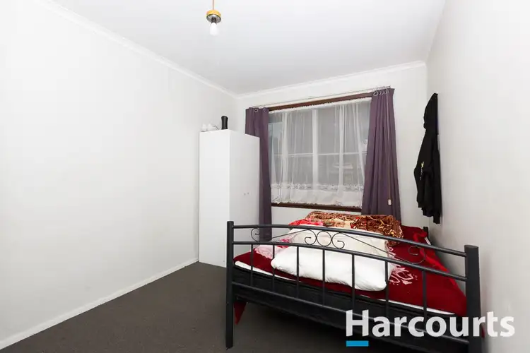 Seventh view of Homely house listing, 5 Conferta Crescent, Doveton VIC 3177