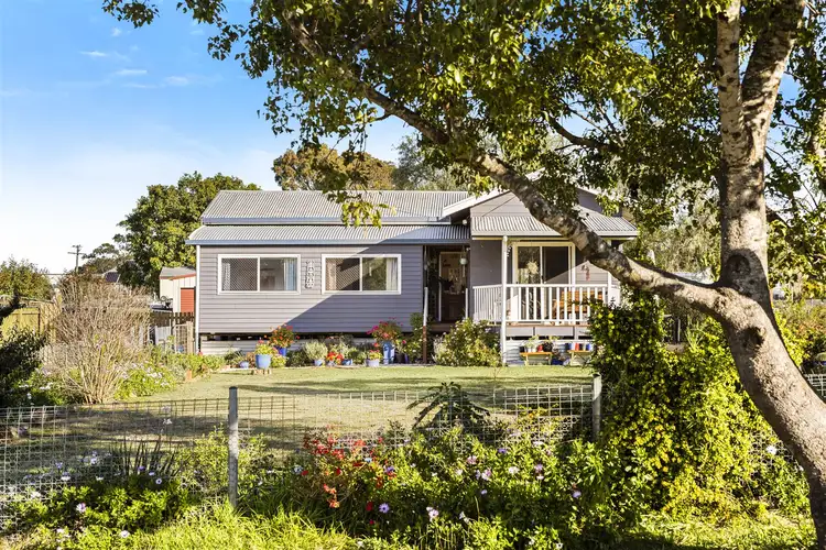 10 Station Street, Wyreema QLD 4352