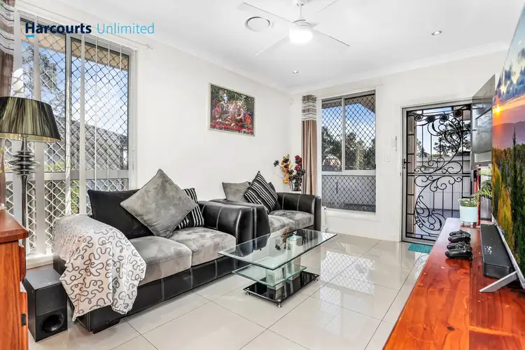 Second view of Homely villa listing, 1/36 Criterion Crescent, Doonside NSW 2767