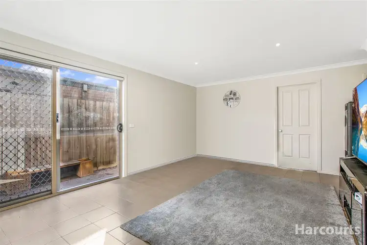 Sixth view of Homely house listing, 25 Pepperbush Circuit, Cranbourne VIC 3977