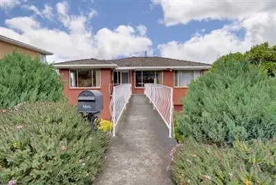 2 Weston Place, Montrose TAS 7010
