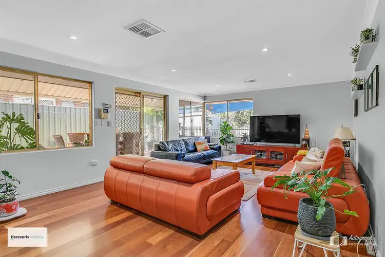 Fifth view of Homely house listing, 33 Dorneywood Way, Landsdale WA 6065
