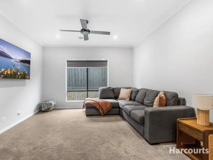Sixth view of Homely house listing, 15 Pandanus Court, Warragul VIC 3820