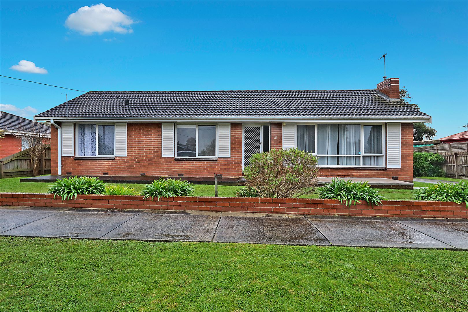 Second view of Homely house listing, 21 Cranbourne Drive, Cranbourne VIC 3977