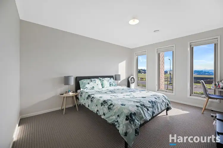 Fifth view of Homely house listing, 10 Maidenhair Drive, Warragul VIC 3820