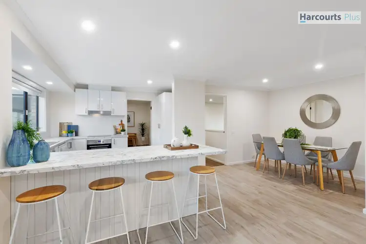 14 Freya Avenue, Hallett Cove SA 5158