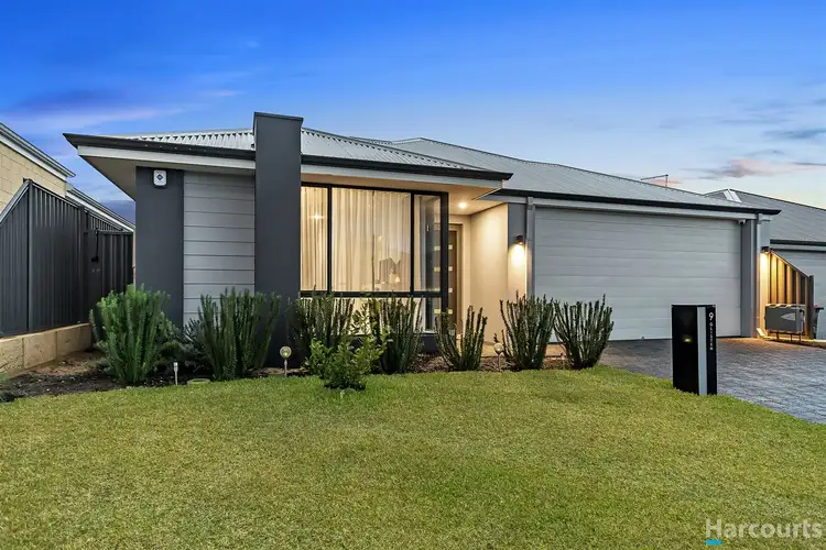 9 Glisten Chase, Eglinton WA 6034
