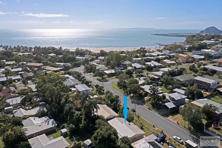 25 Clayton Road, Lammermoor QLD 4703